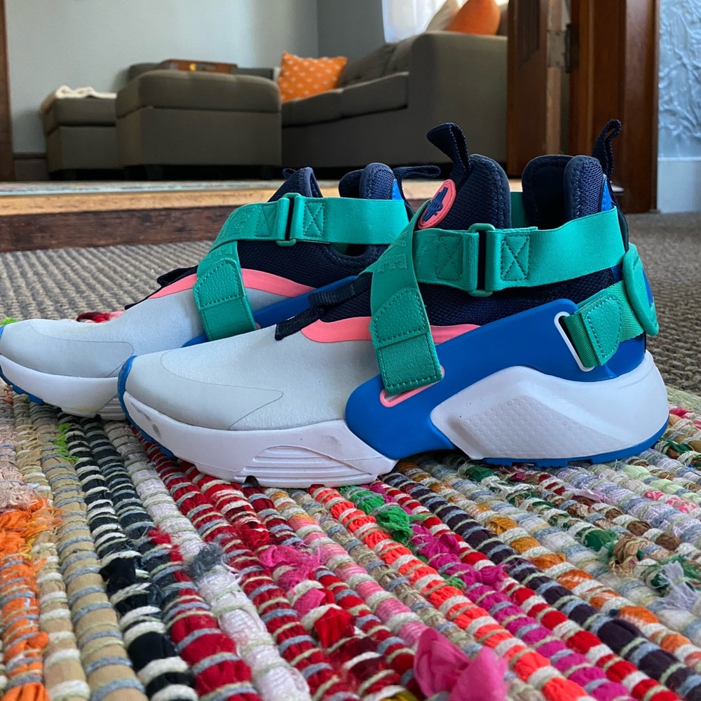 Multicolor Nike Huarache City